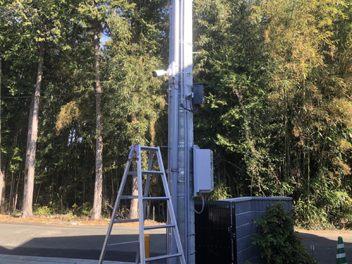 防犯カメラ取付=屋外作業